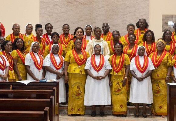 Sacred Heart Confraternity Initiates New Members